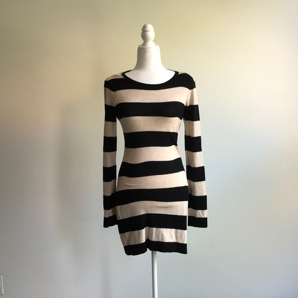 Long sleeved small stripped fall dress - Picture 1 of 4